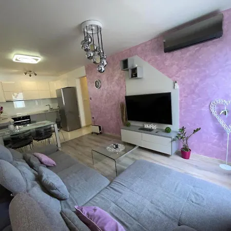 Luxury Bruno Apartament *